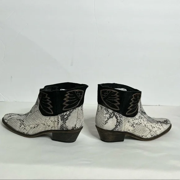 NWOT Free People Dorado Leather Snake Print Ankle Boots